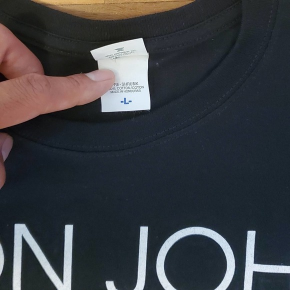 2010 Elton John Tour T-shirt - Picture 3 of 3